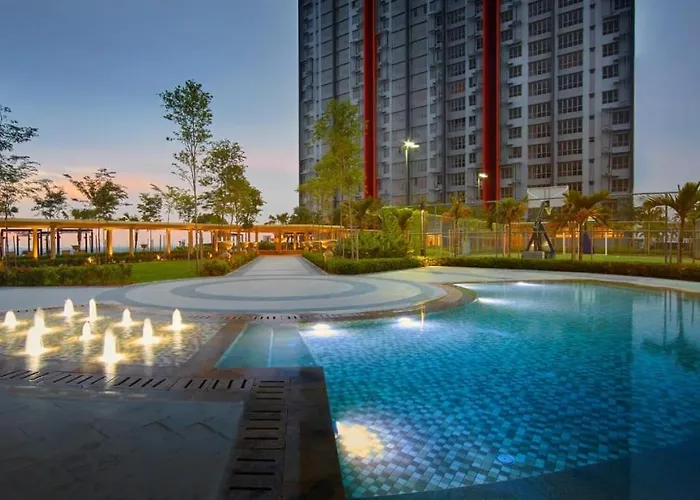 Family Condo Gravit 8 , Ashino